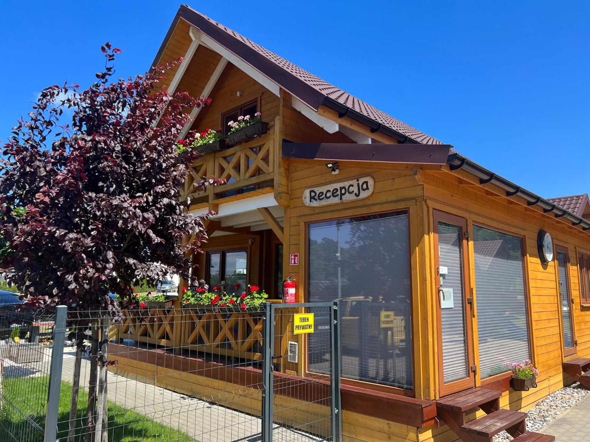 Osrodek Wczasowy Amelia Hotel Jarosławiec Exterior foto