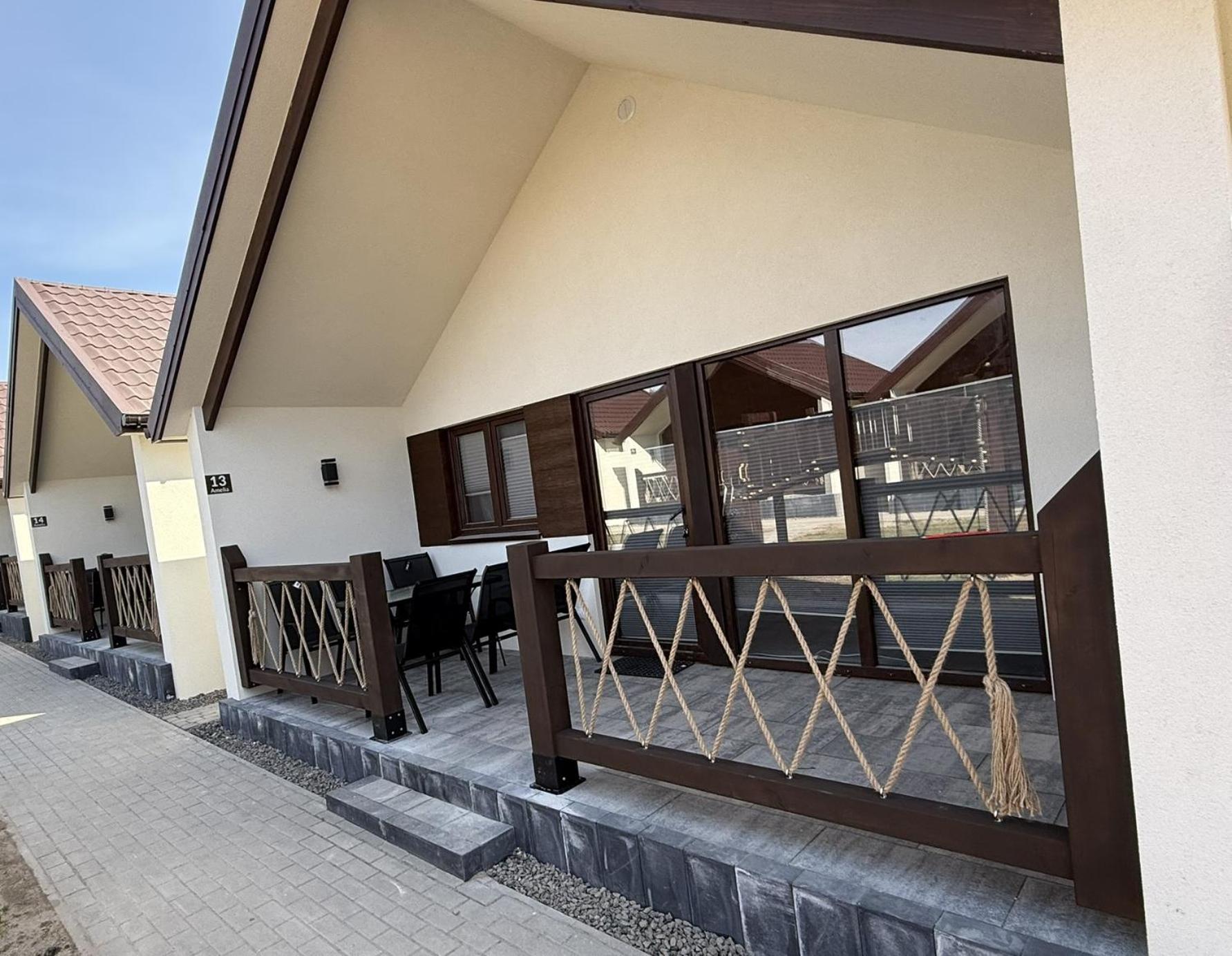 Osrodek Wczasowy Amelia Hotel Jarosławiec Exterior foto
