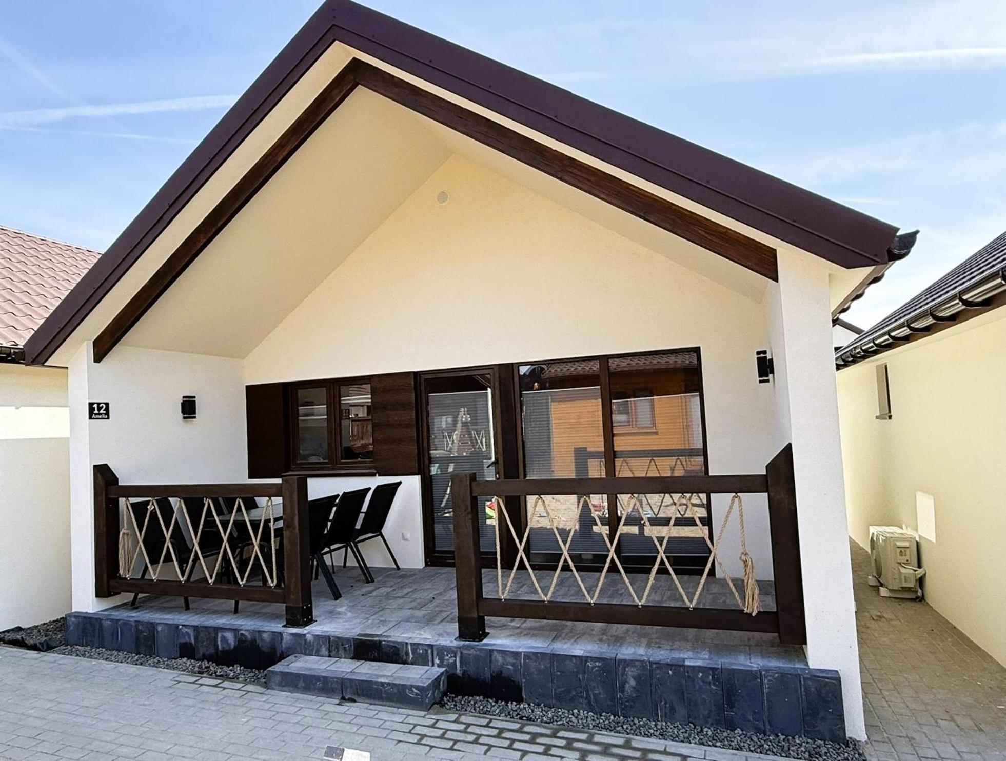 Osrodek Wczasowy Amelia Hotel Jarosławiec Exterior foto
